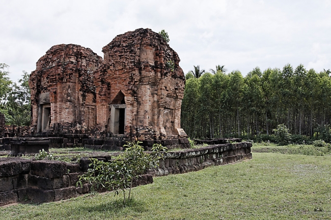 32-Prasat Ban Phlai-021
